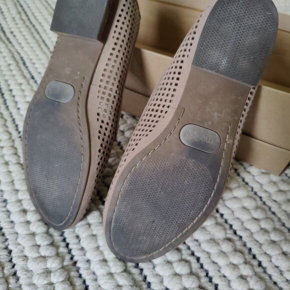 Me Too Loafers Size 8 - Picture 5 of 5